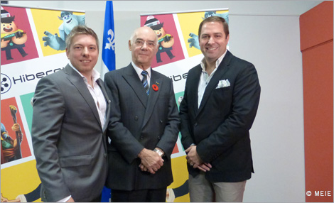 Picture :  Frédérick Faubert (left), Founder and President of Hibernum Creations, Jacques Daoust, Minister of the Economy, Innovation and Export, and Louis-René Auclair, Vice President and Chief Brand Officer