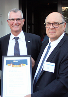 Photo of Pierre Gabriel Côté, President and CEO of Investissement Québec, and Alan Vesprini, CEO of Morgan Stanley Technology Division