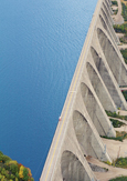 Photo du barrage hydroélectrique de Manic-5, situé sur la rivière Manicouagan