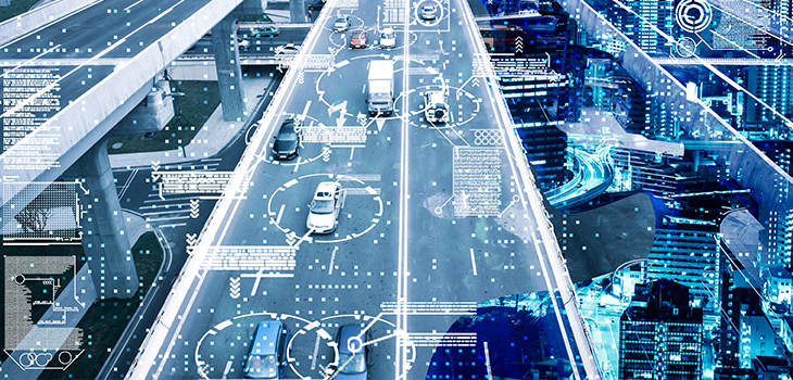 Illustration représentant une ville avec des routes et des ponts parcourues par des véhicules intelligents