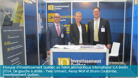 Kiosque d’Investissement Québec au Salon aéronautique international ILA Berlin 2014. De gauche à droite : Yves Grimard, Kessy Wolf et Bruno Coulombe, Investissement Québec. 