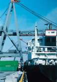 Photo of a cargo ship anchored at the port of Montréal