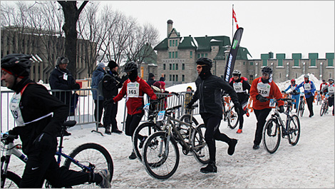 Photo des participants au Pentathlon des neiges à Québec