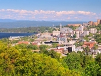 Image du paysage montrant la ville de Saguenay