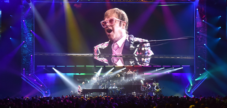 Photo d'un spectacle d'Elton John. Crédit photo: Solotech.